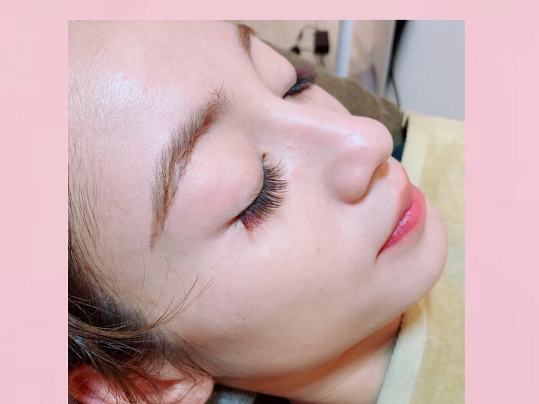 相模大野にある人気のマツエク・アイラッシュサロン「Richelle eyelash　相模大野店（リシェル　アイラッシュ）」のギャラリー画像「西山茉希さんデザイン　【セーブル Jカール】J10/J11/J12 ミリ 目尻にポイントカラー」