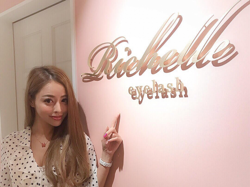 小田原にある人気のマツエク・アイラッシュサロン「Richelle eyelash 小田原店（リシェル　アイラッシュ）」のギャラリー画像「【姉アゲハモデルRIRIさん】恵比寿店にご来店されました(^^)」